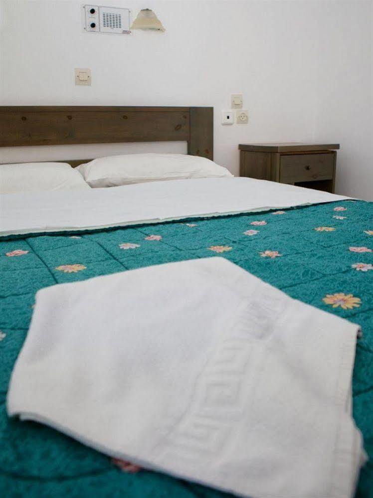 Coral Hotel 2*